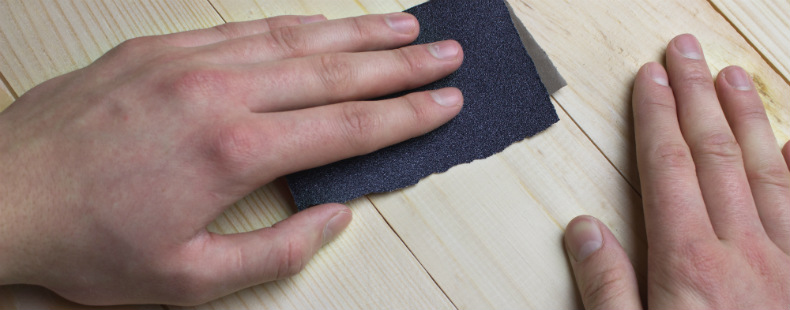 Aprende cómo envejecer los muebles de madera con decapé