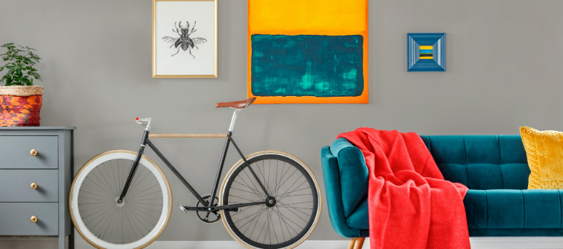 5 pasos para pintar la sala con colores vivos dándole un toque artístico